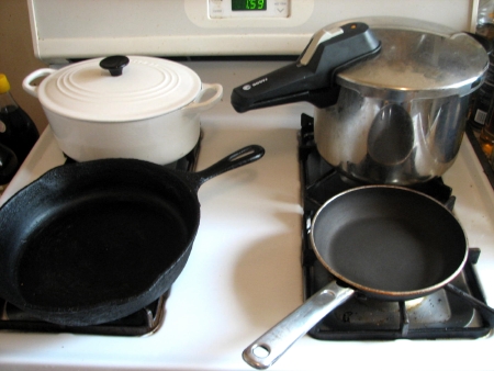 Amy's cookware